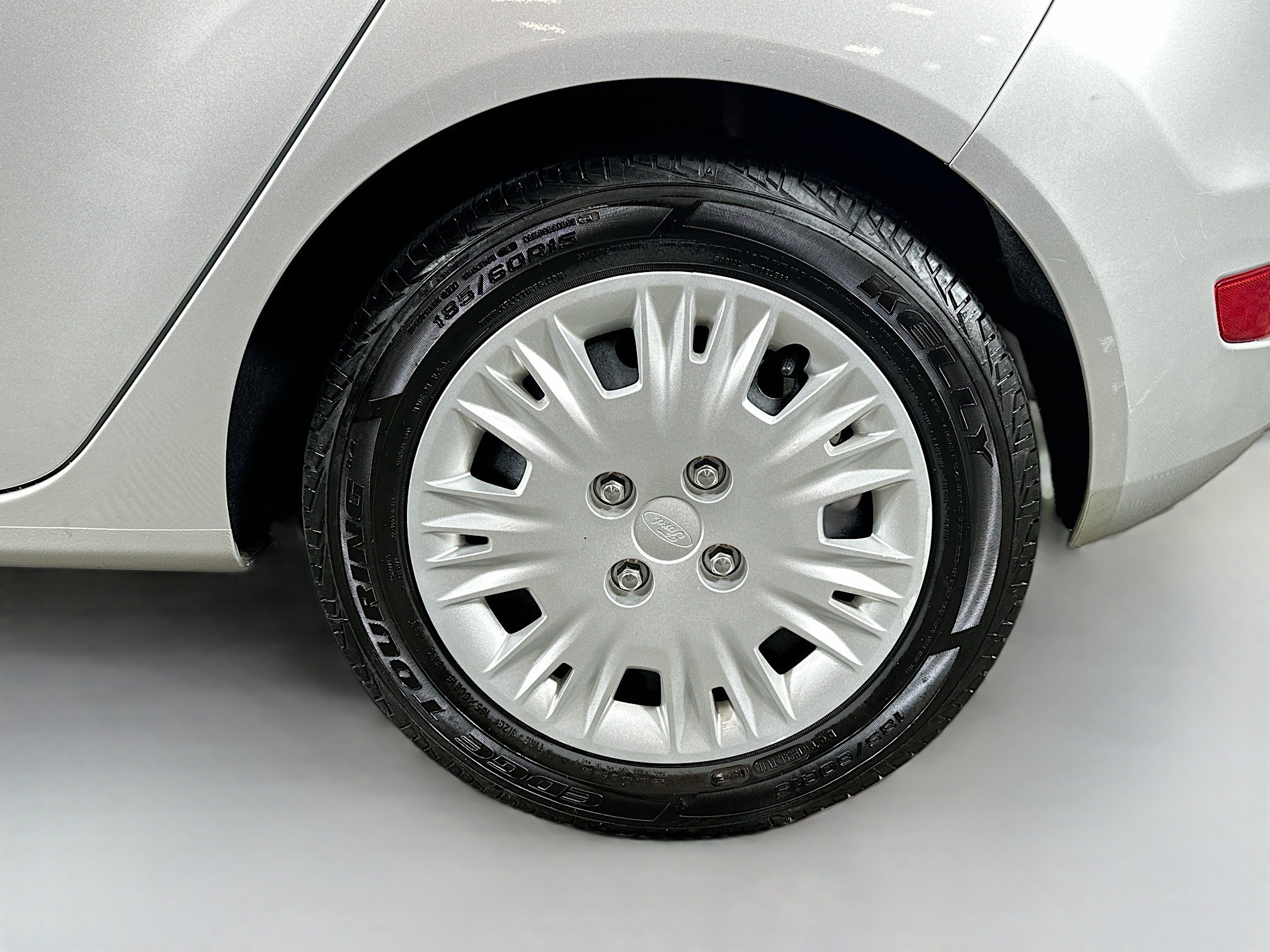 Used 2014 Ford Fiesta S FWD image 28