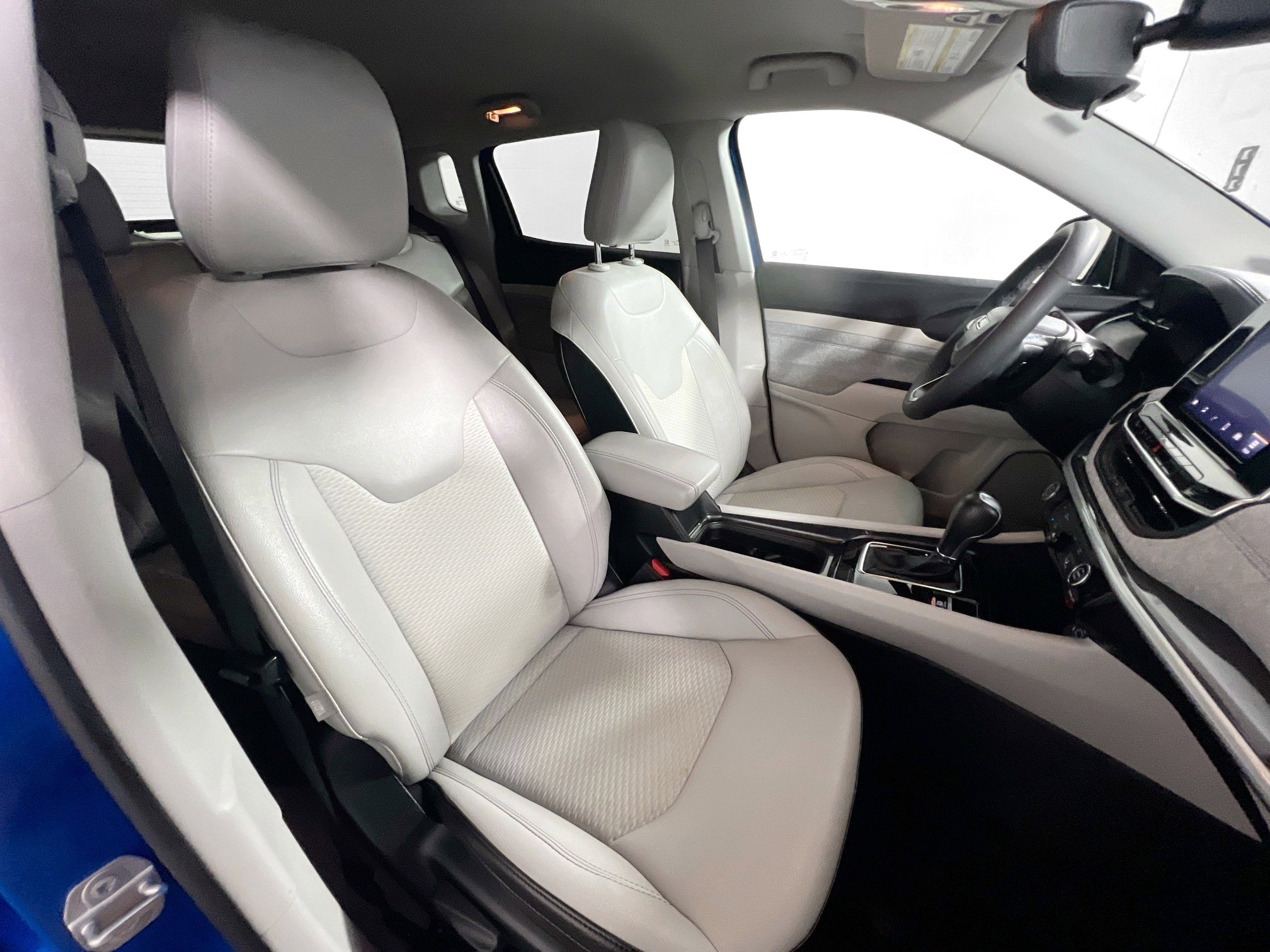 Used 2022 Jeep Compass Latitude image 31