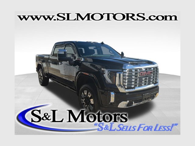 Used 2024 GMC Sierra 2500 Denali w/ Denali Reserve Package AWD/4WD image 1