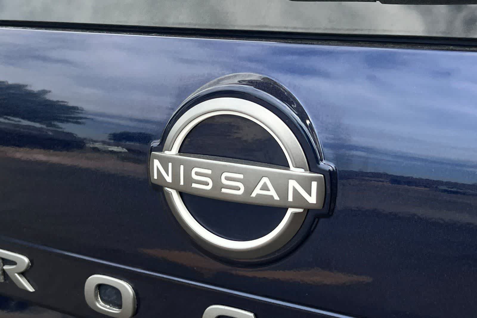 Used 2025 Nissan Rogue SV FWD image 16