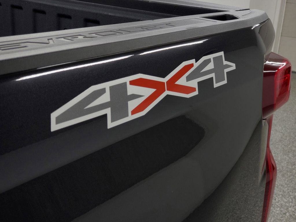 Used 2022 Chevrolet Silverado 1500 Custom image 25