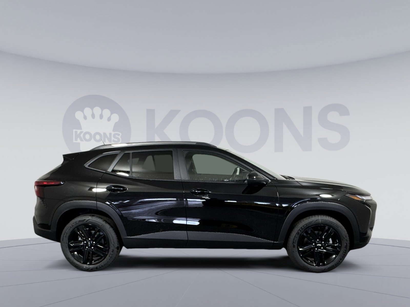 New 2026 Chevrolet Trax ACTIV w/ Sunroof Package FWD image 8