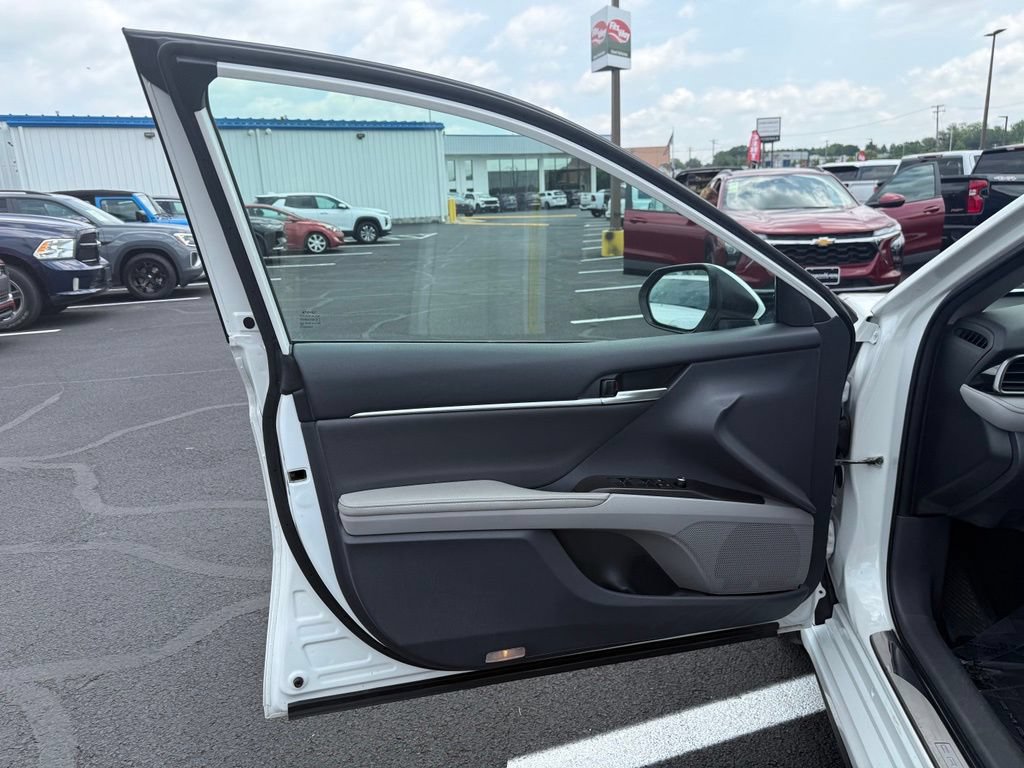 Used 2024 Toyota Camry XSE w/ Navigation Package FWD image 14