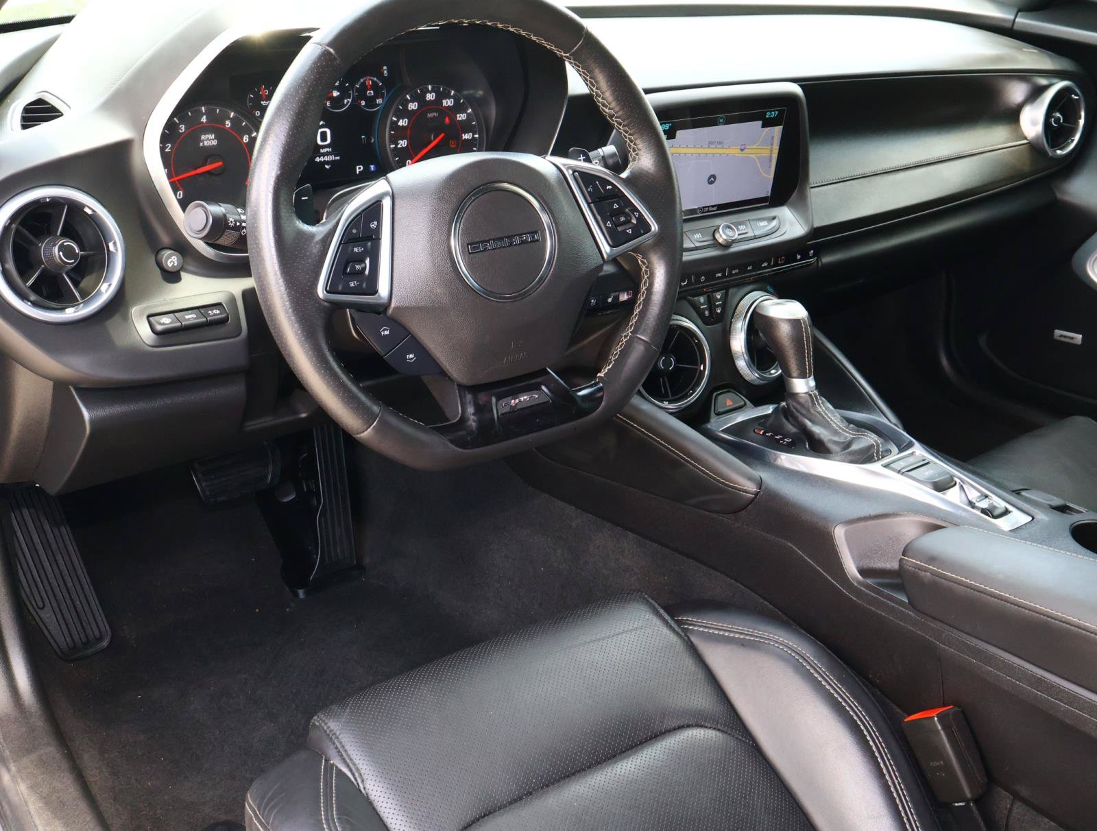 Used 2017 Chevrolet Camaro LT RWD image 8