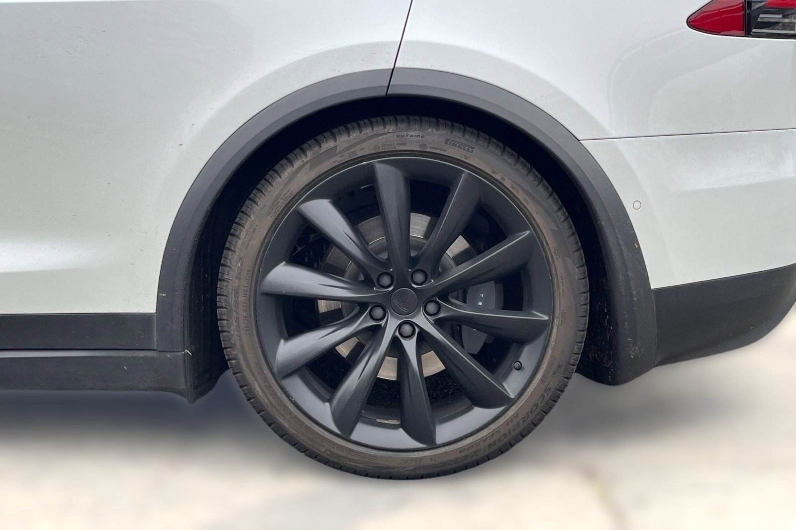 Used 2018 Tesla Model X 100D image 6