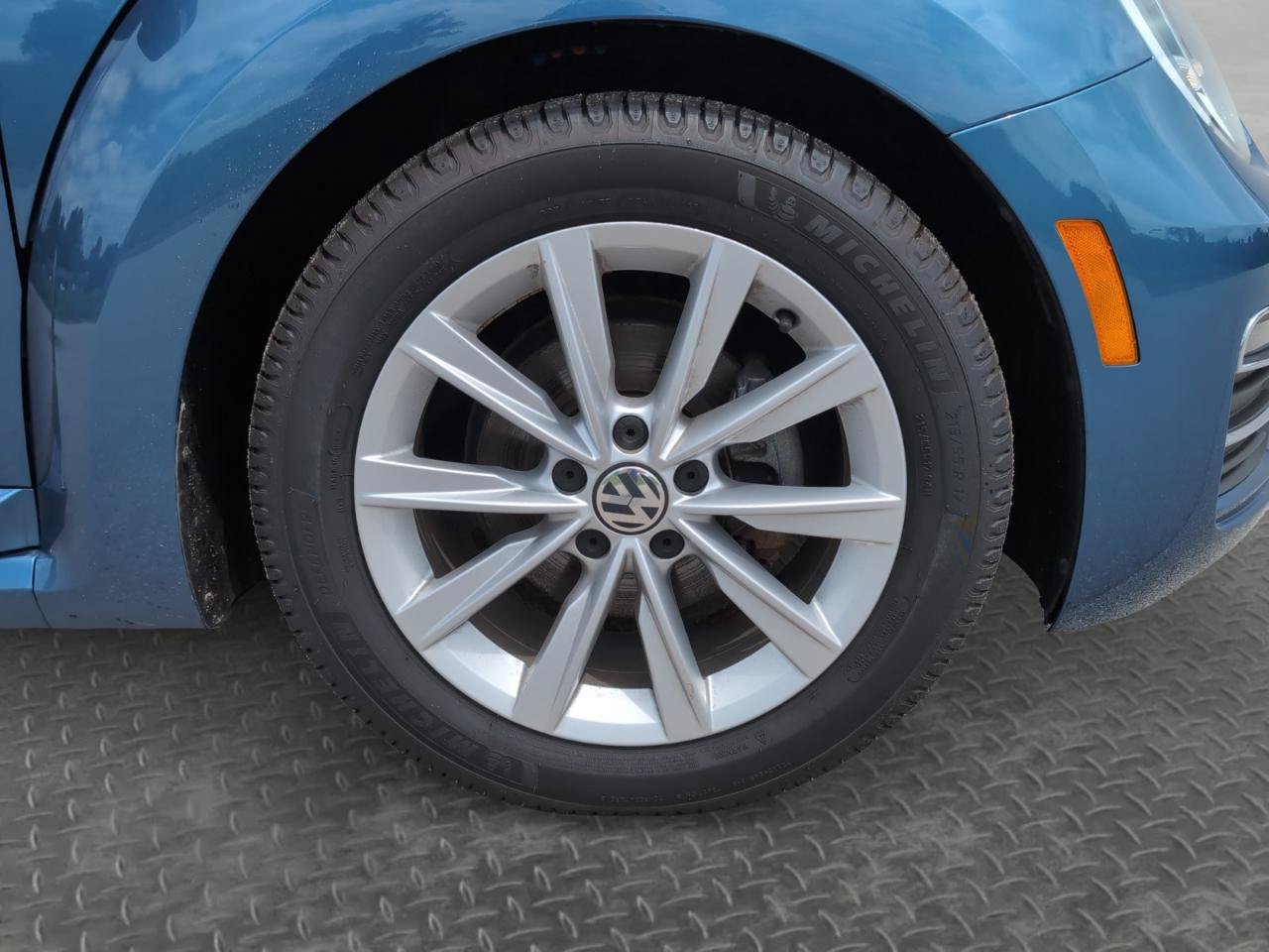 Used 2017 Volkswagen Beetle 1.8T SE FWD image 28