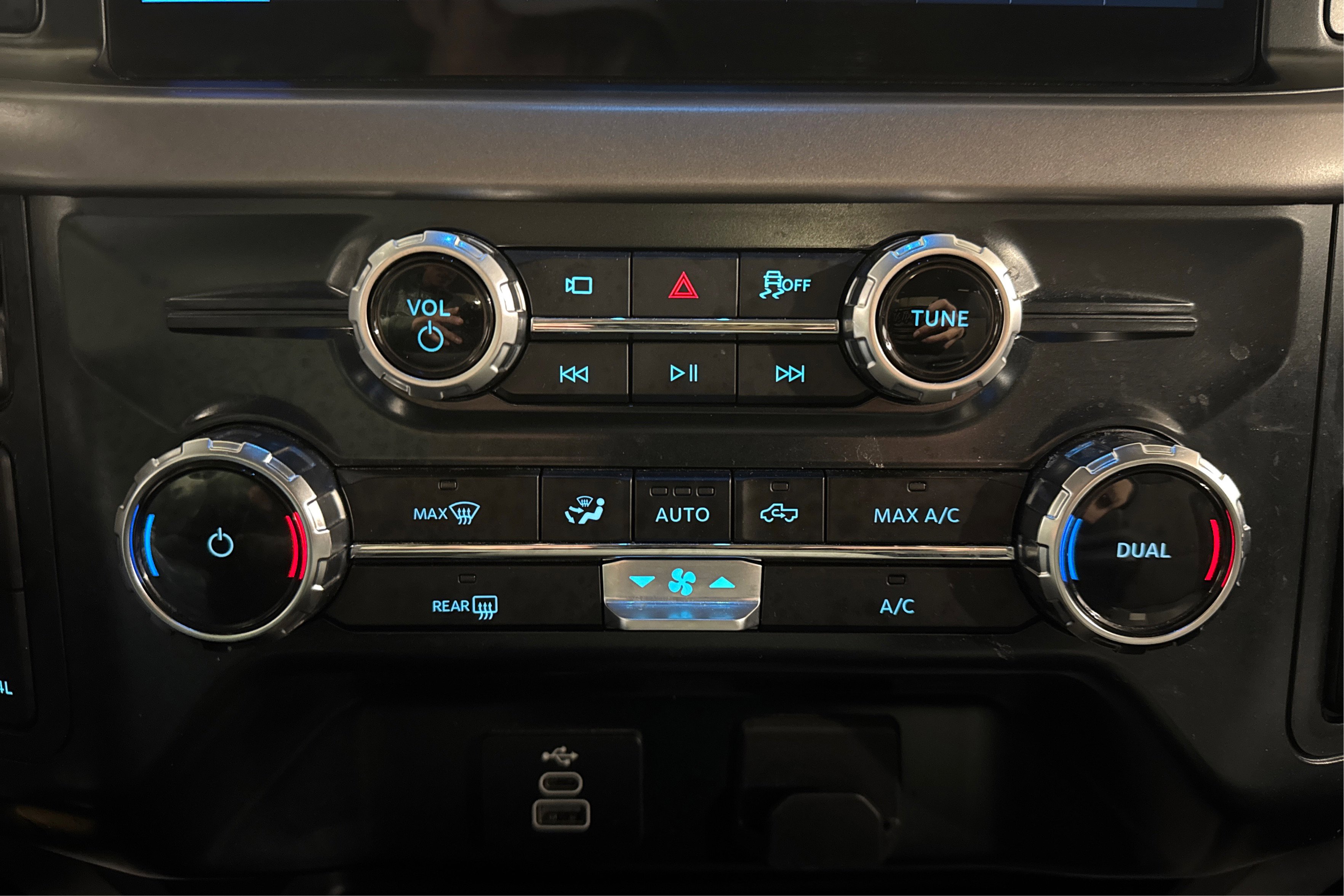 Used 2025 Ford F150 XLT w/ Equipment Group 301A Standard image 33