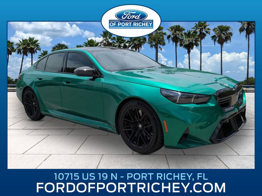 Used 2026 BMW M5 w/ Carbon Package AWD/4WD image 1