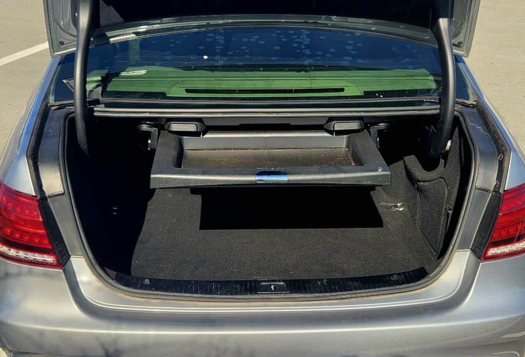 Used 2014 Mercedes-Benz E 250 BlueTEC Sedan image 11