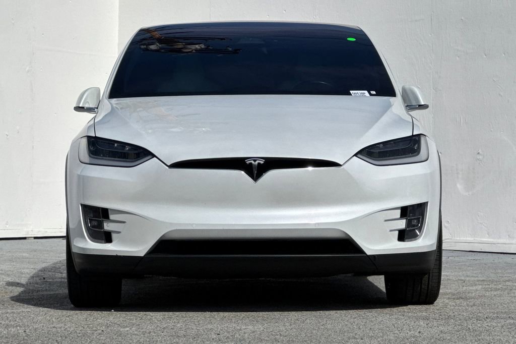 Used 2020 Tesla Model X Long Range image 8