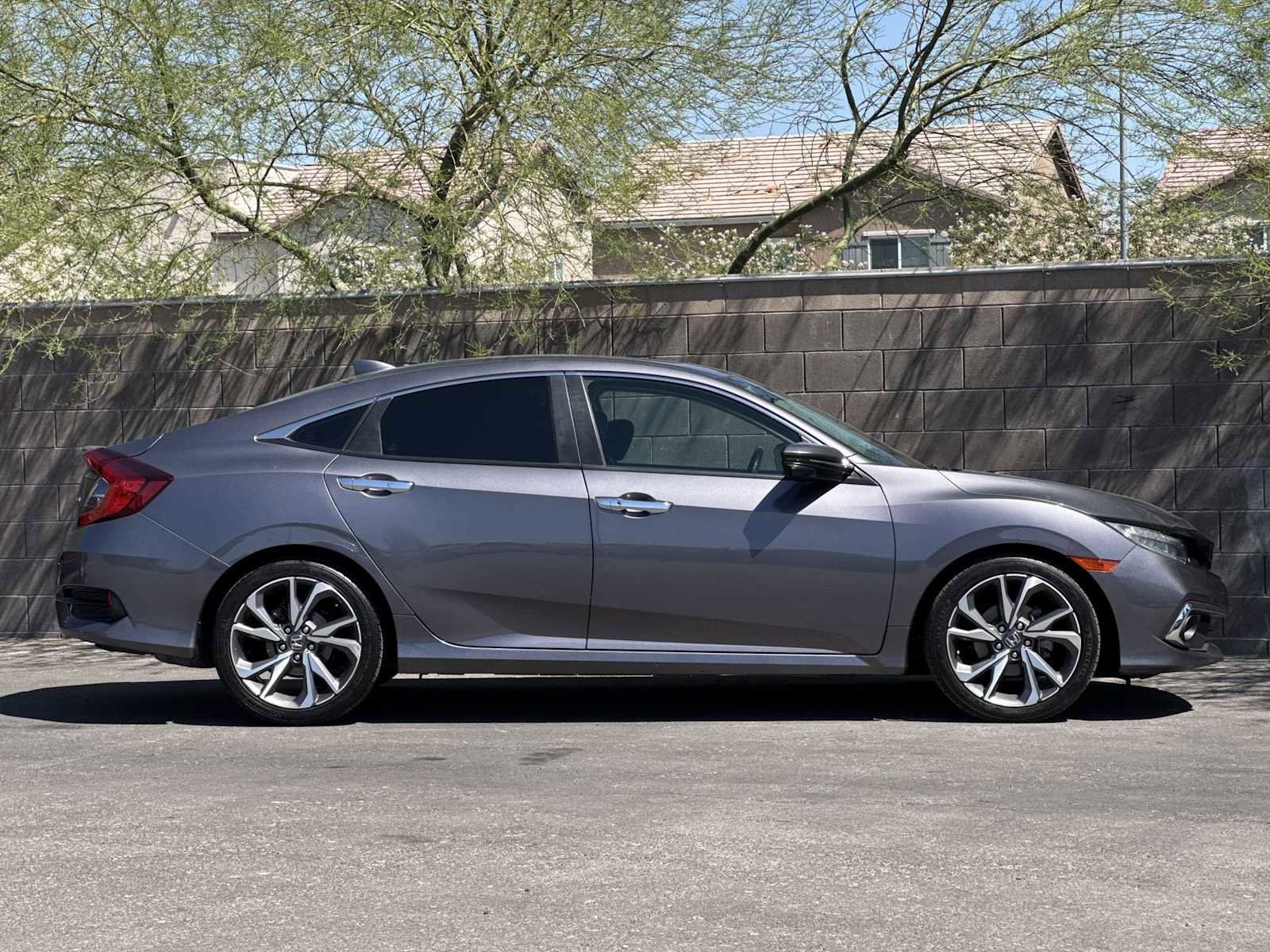 Used 2020 Honda Civic Touring image 10