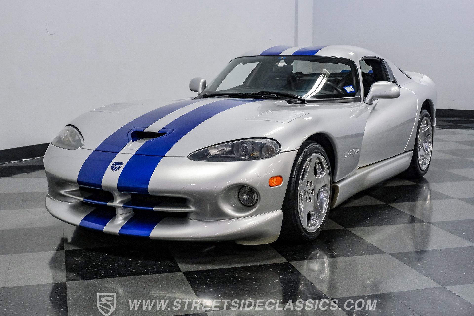 Used 1999 Dodge Viper GTS RWD image 19