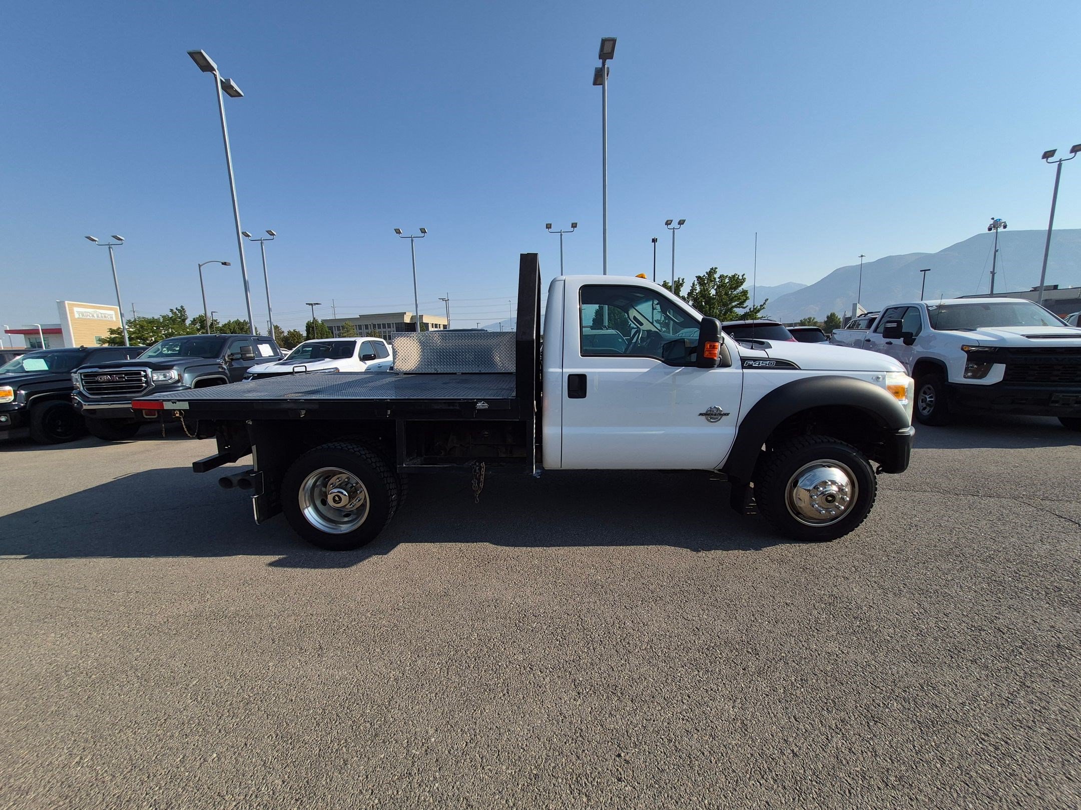 Used 2016 Ford F450 XL AWD/4WD image 2