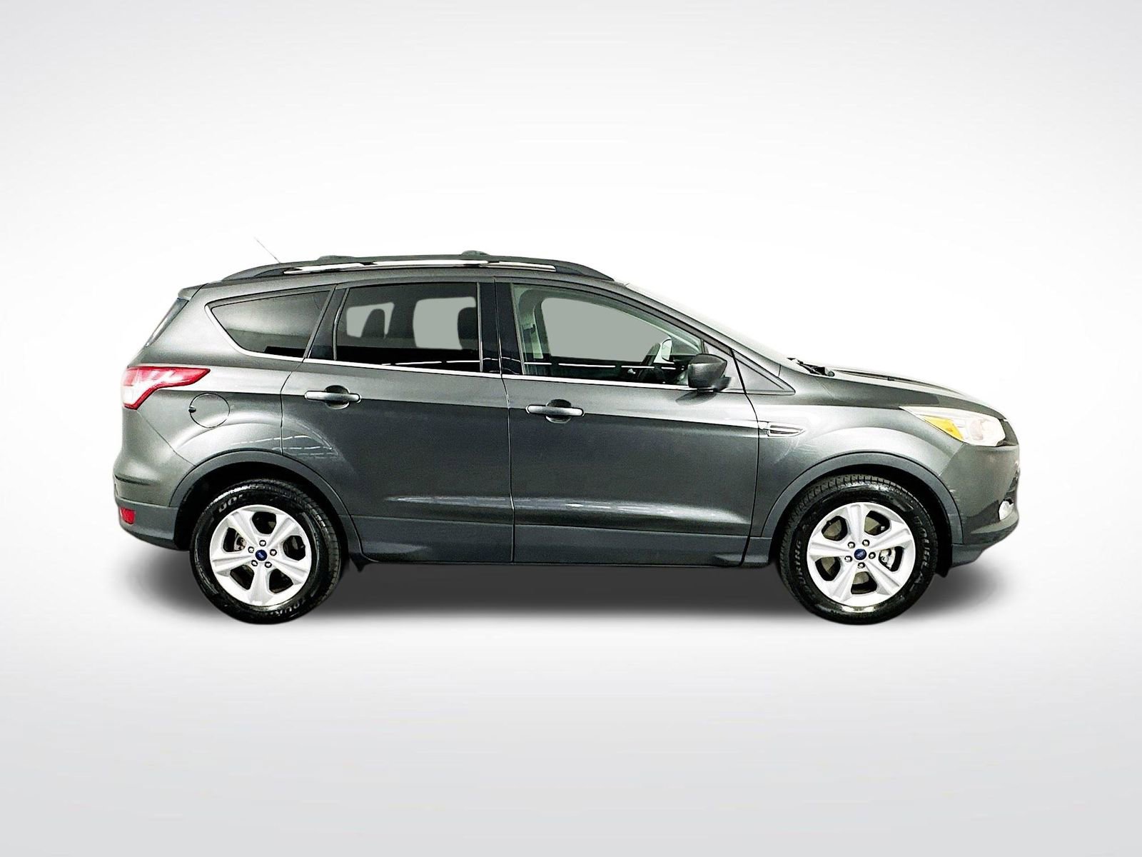 Used 2016 Ford Escape SE w/ Equipment Group 201A image 9