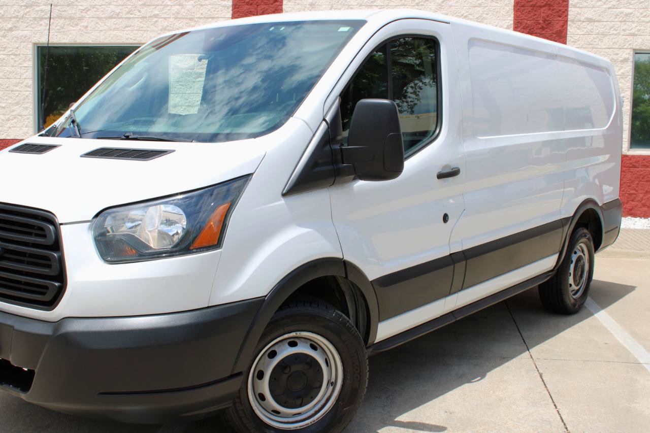 Used 2019 Ford Transit 150 130 Low Roof RWD image 13