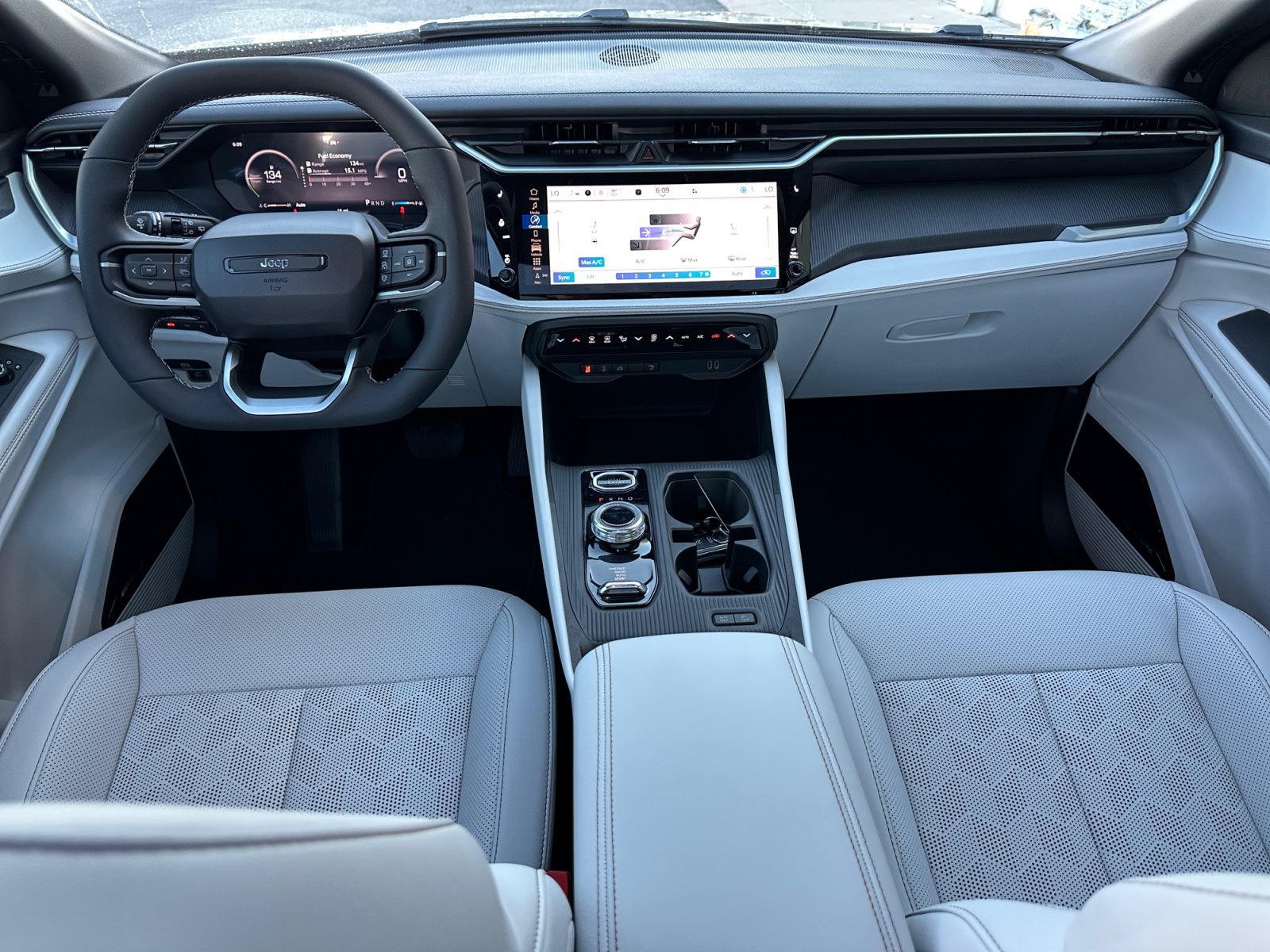 New 2026 Jeep Cherokee Overland AWD/4WD image 13