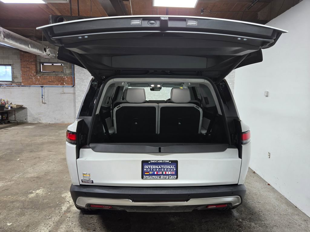 Used 2023 Rivian R1S Launch Edition image 42