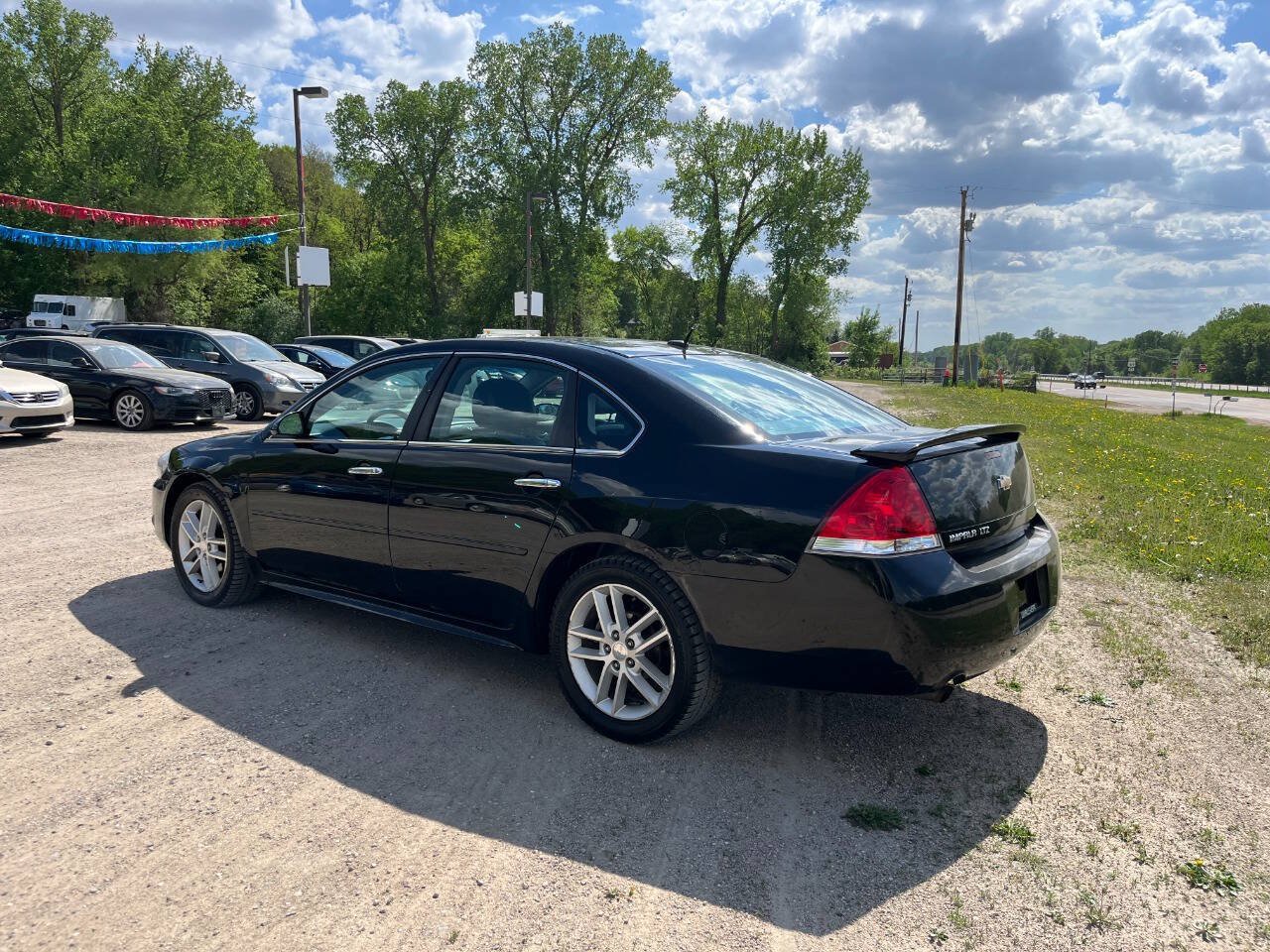 Used 2012 Chevrolet Impala LTZ FWD image 11