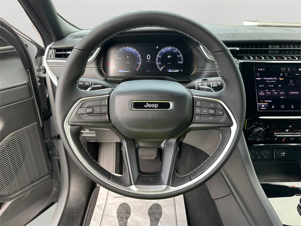 New 2025 Jeep Grand Cherokee Altitude image 19