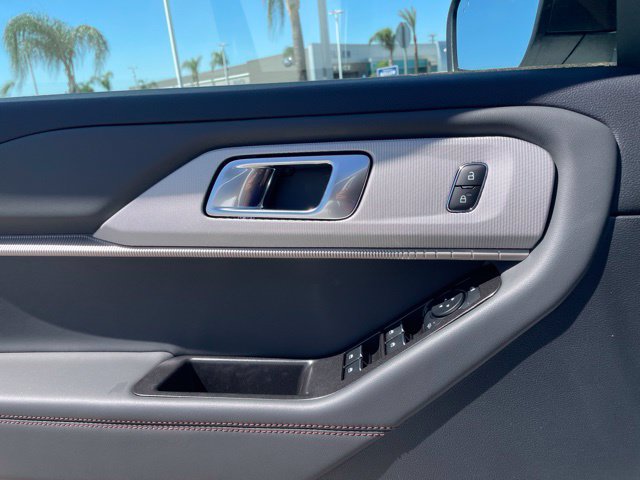 New 2026 Ford Explorer Active w/ Active Comfort Package RWD image 19