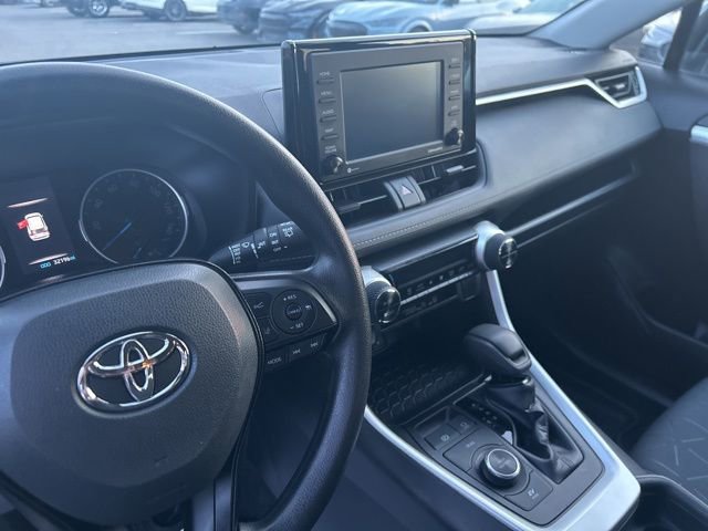 Used 2021 Toyota RAV4 XLE AWD/4WD image 13