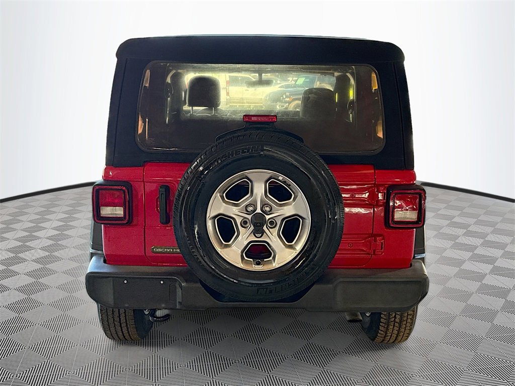 Used 2021 Jeep Wrangler Sport image 7