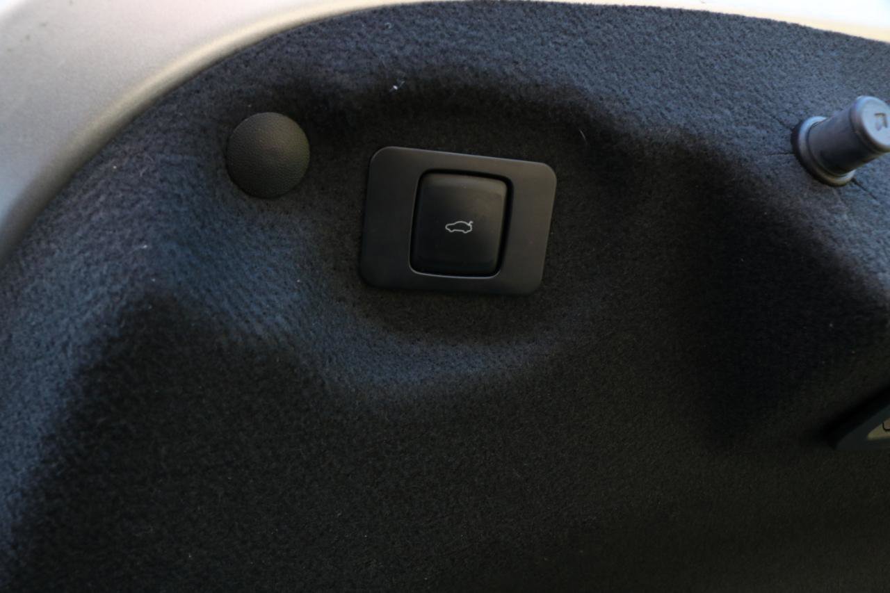 Used 2017 Lincoln MKZ Reserve w/ Technology Package image 41