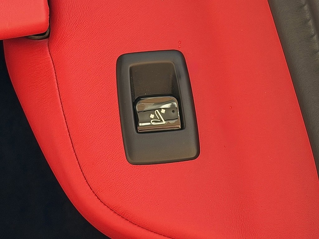 Used 2024 Rolls-Royce Cullinan Base image 26