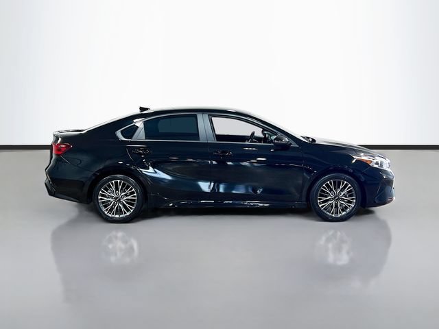 Certified 2024 Kia Forte GT-Line FWD image 8