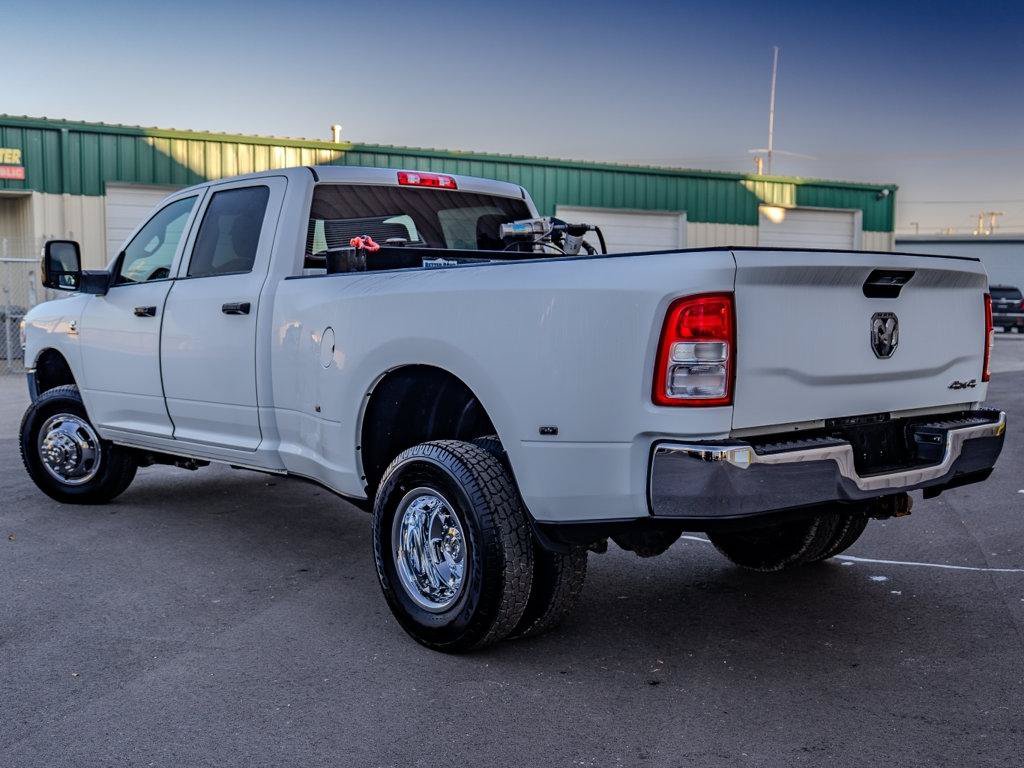 Used 2024 RAM 3500 Tradesman w/ Chrome Appearance Group AWD/4WD image 4