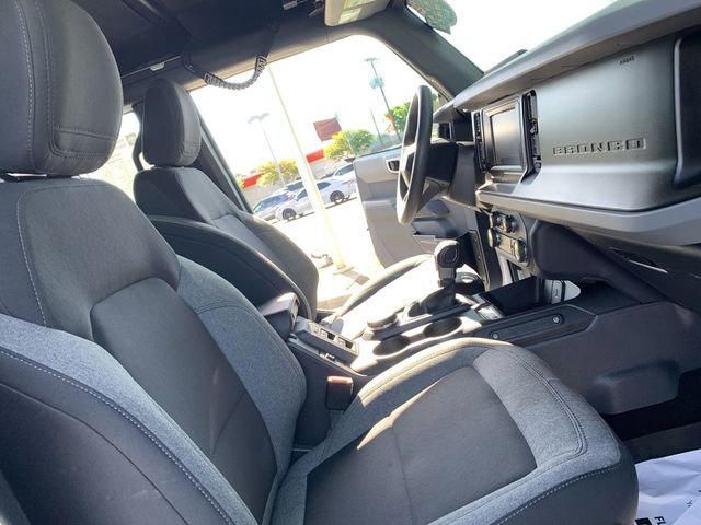 Used 2022 Ford Bronco 4-Door w/ Sasquatch Package AWD/4WD image 14
