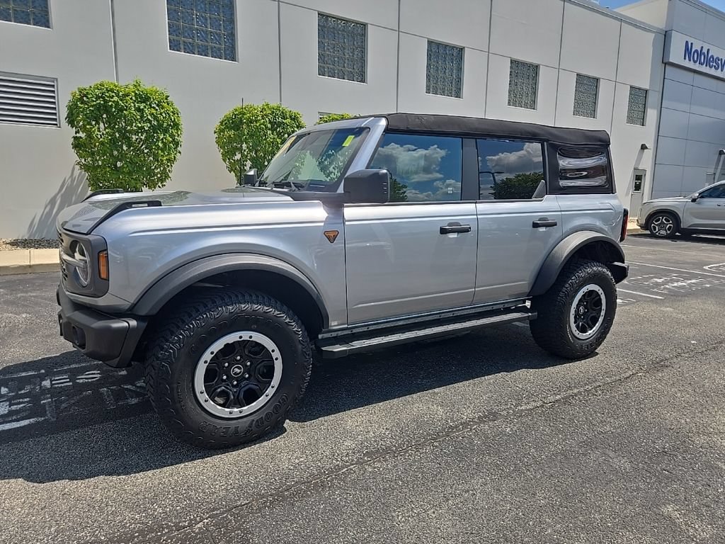 Used 2023 Ford Bronco Badlands w/ Sasquatch Package AWD/4WD image 57