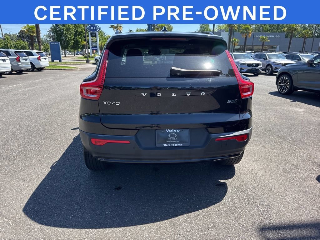 Certified 2025 Volvo XC40 B5 Plus AWD/4WD image 6