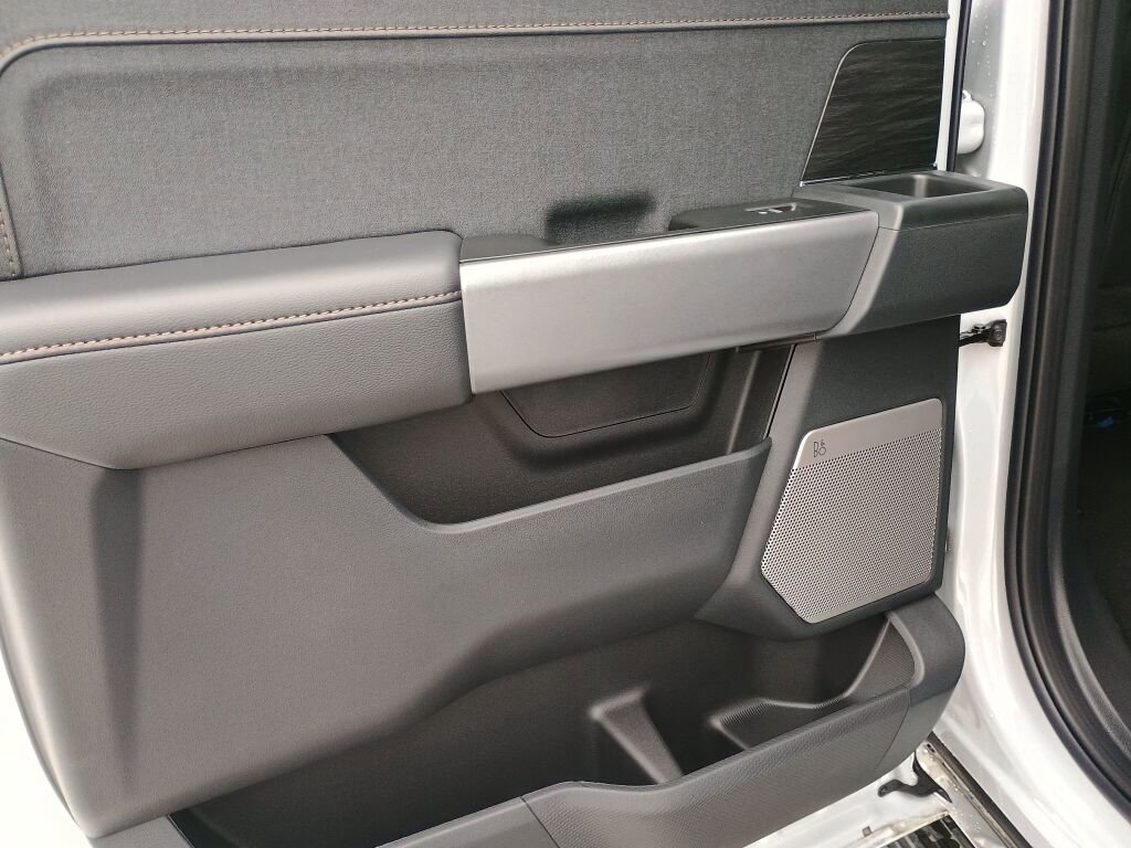 New 2025 Ford F150 Lariat w/ Equipment Group 502A High image 17