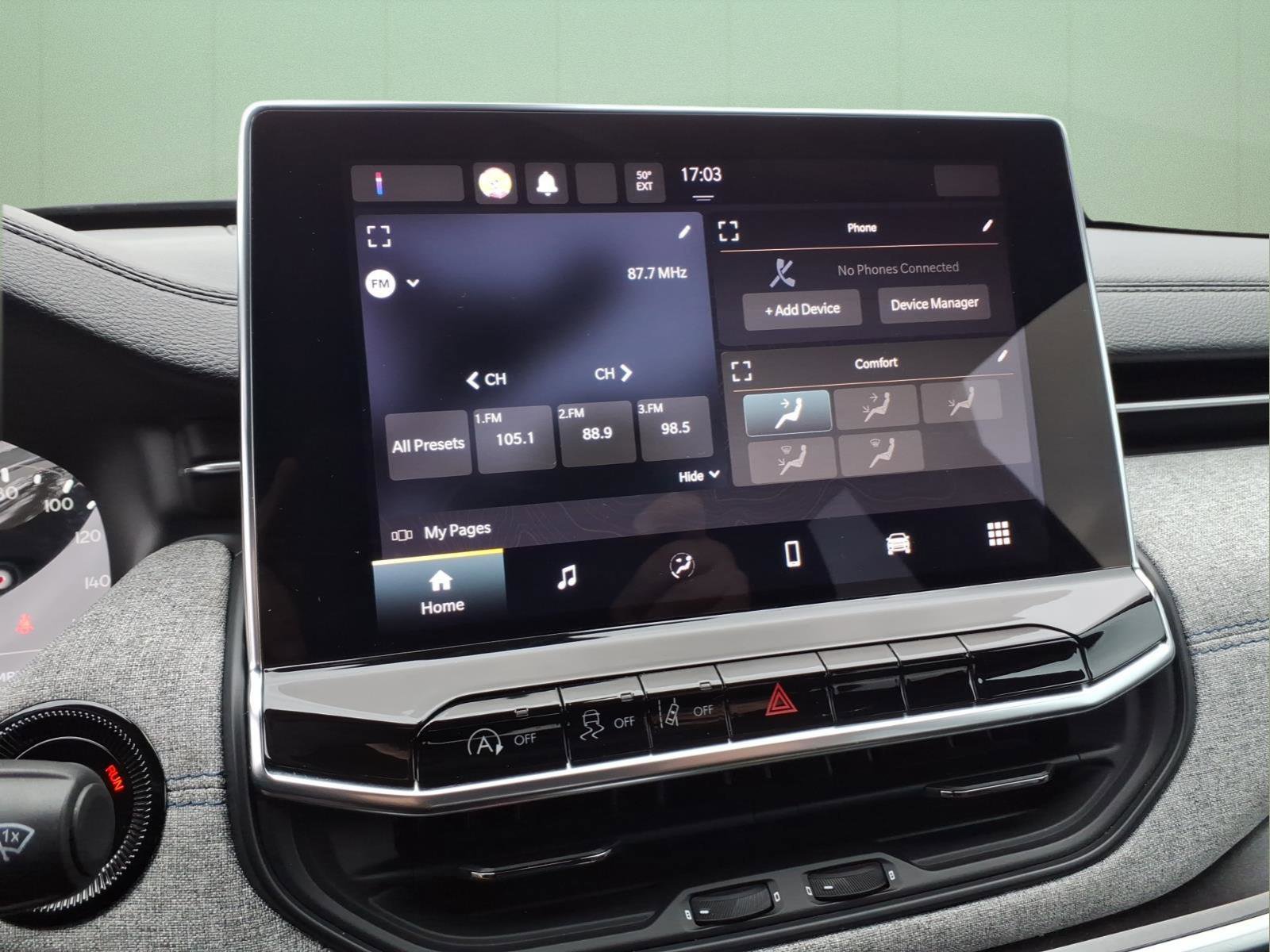 Used 2023 Jeep Compass Latitude image 22