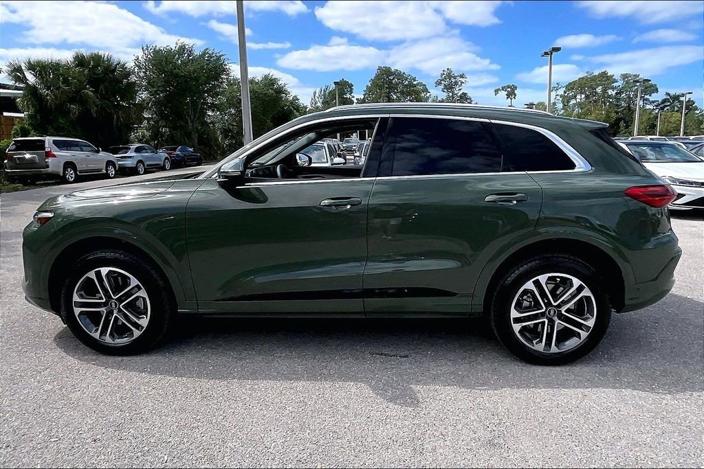 Certified 2025 Audi Q5 Premium Plus image 8