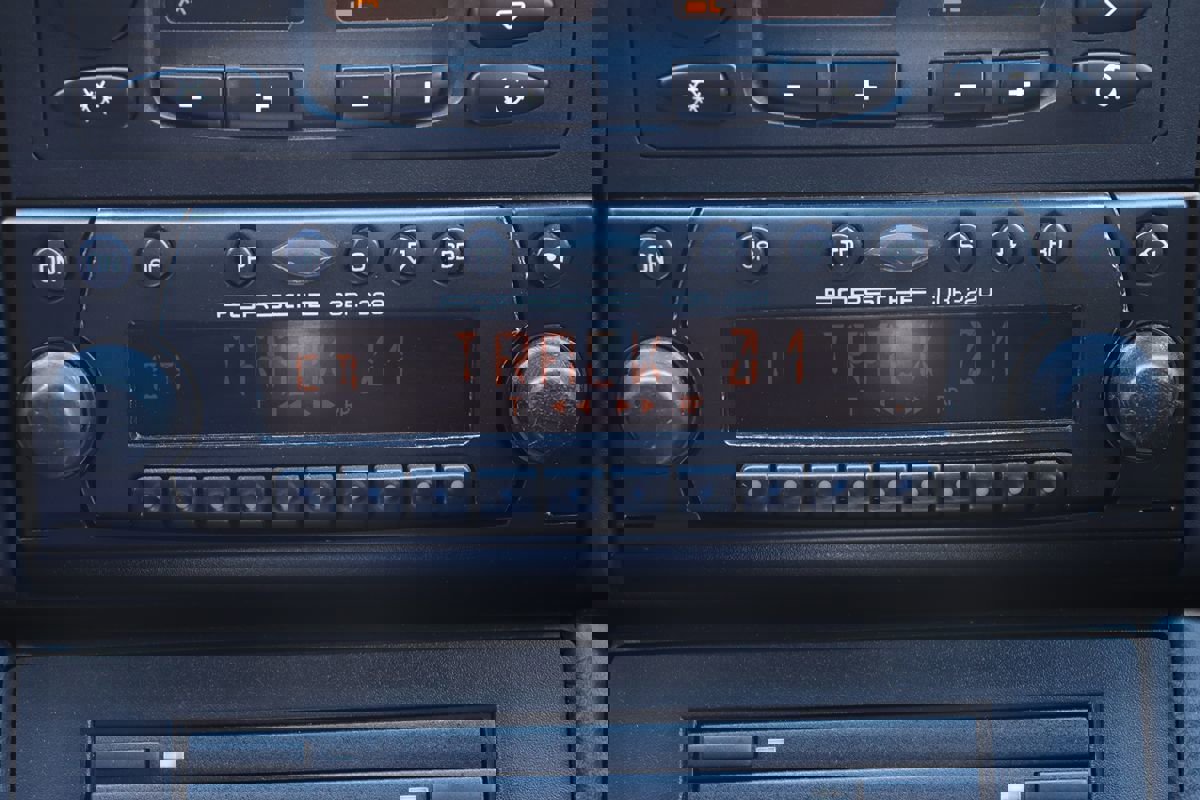 Used 2002 Porsche 911 Carrera image 23