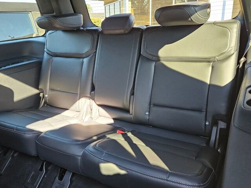 New 2025 Ford Expedition Platinum w/ Stealth Performance Package image 8