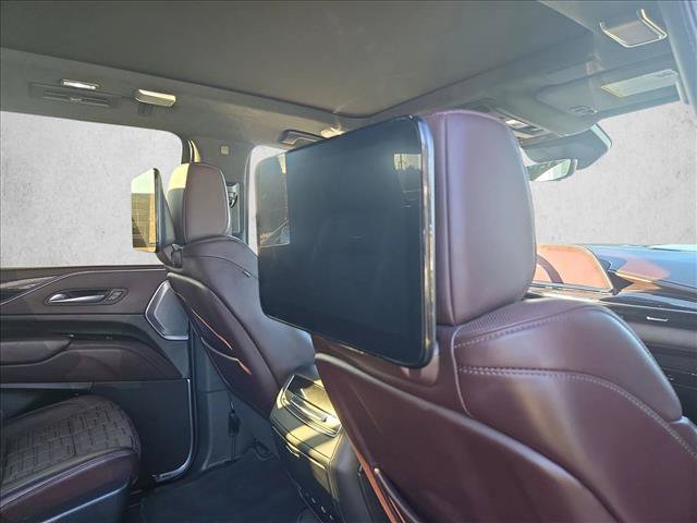 Used 2023 Cadillac Escalade ESV V AWD/4WD image 22