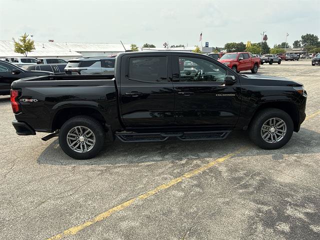 Certified 2024 Chevrolet Colorado LT w/ LT Convenience Package AWD/4WD image 27