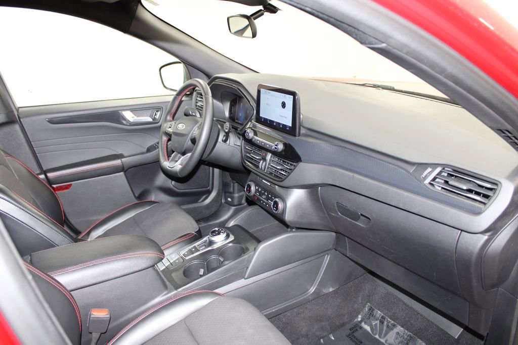 Used 2024 Ford Escape ST-Line image 28