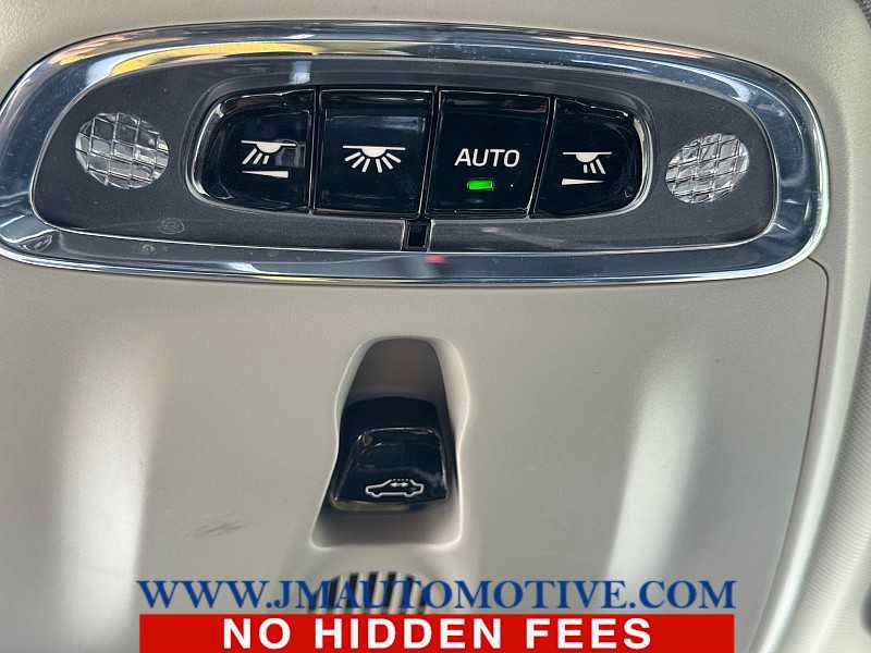 Used 2020 Volvo S60 T6 Momentum w/ Premium Package AWD/4WD image 33