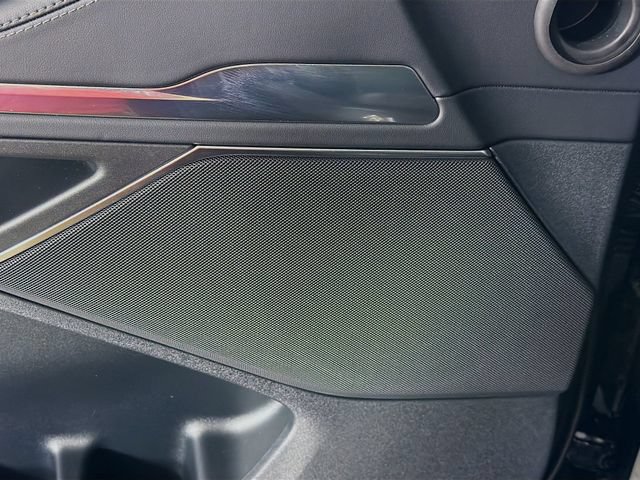 New 2026 Lincoln Navigator Premiere AWD/4WD image 19