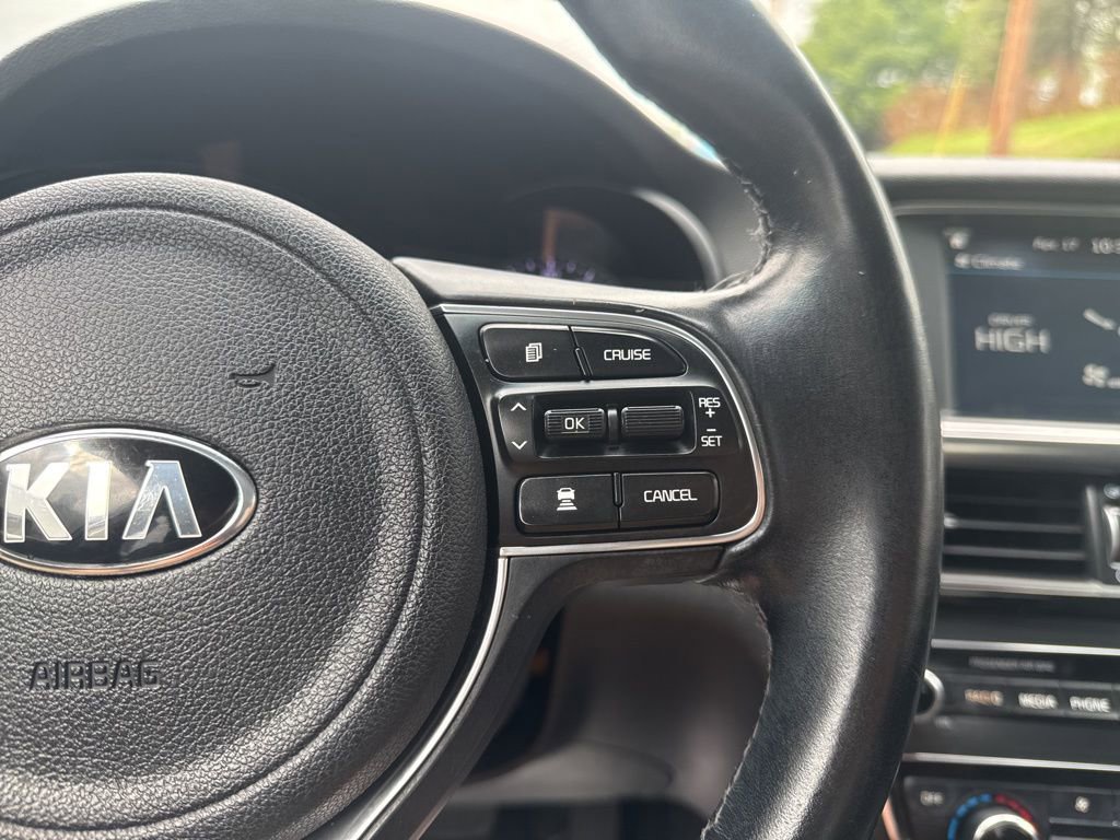 Used 2017 Kia Optima EX w/ Premium Package image 21