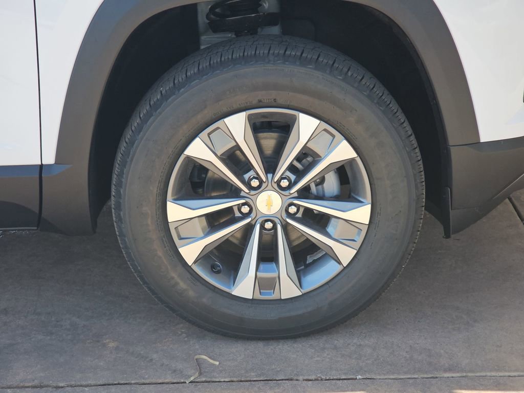 New 2026 Chevrolet Equinox LT image 38