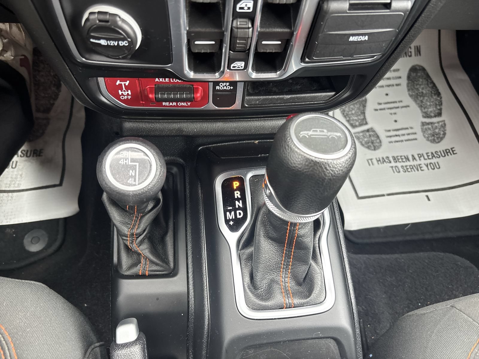 Used 2021 Jeep Gladiator Mojave AWD/4WD image 22