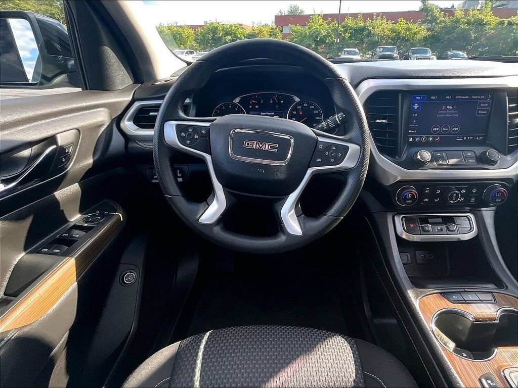 Used 2023 GMC Acadia SLE w/ Driver Convenience Package AWD/4WD image 17