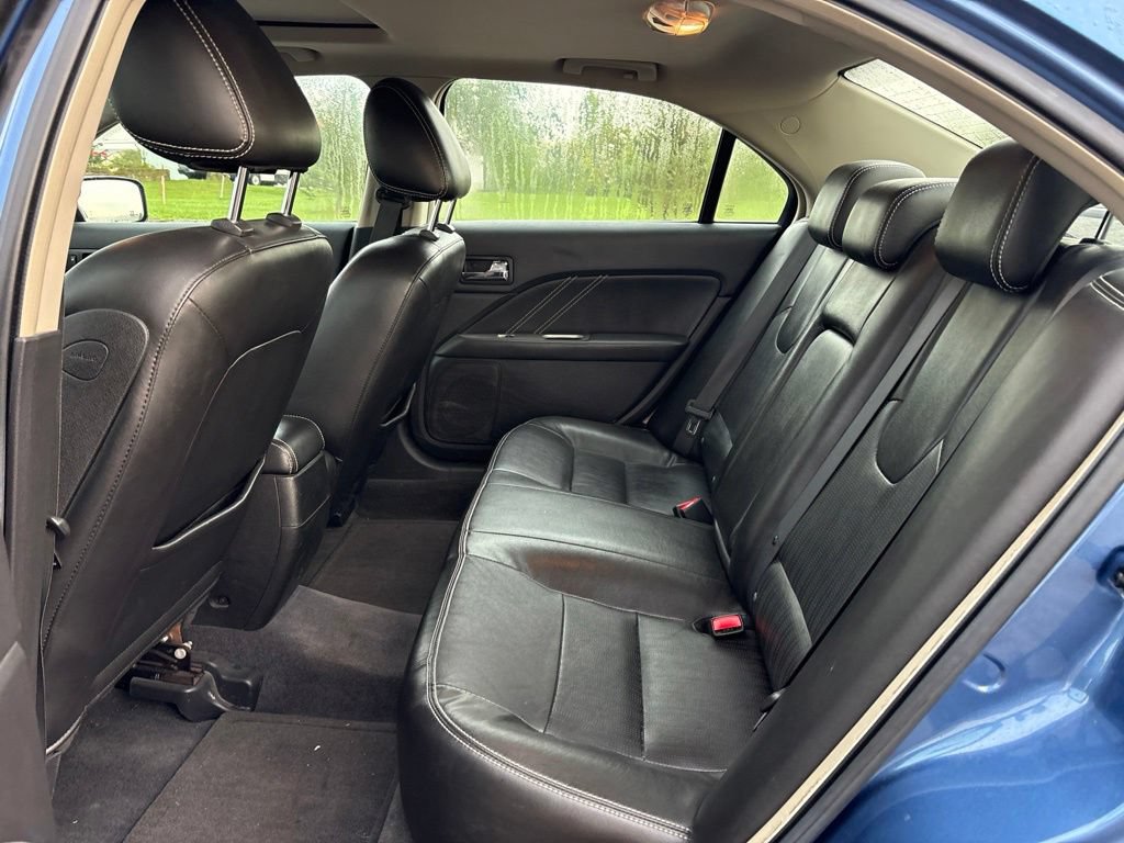 Used 2010 Ford Fusion Sport FWD image 13