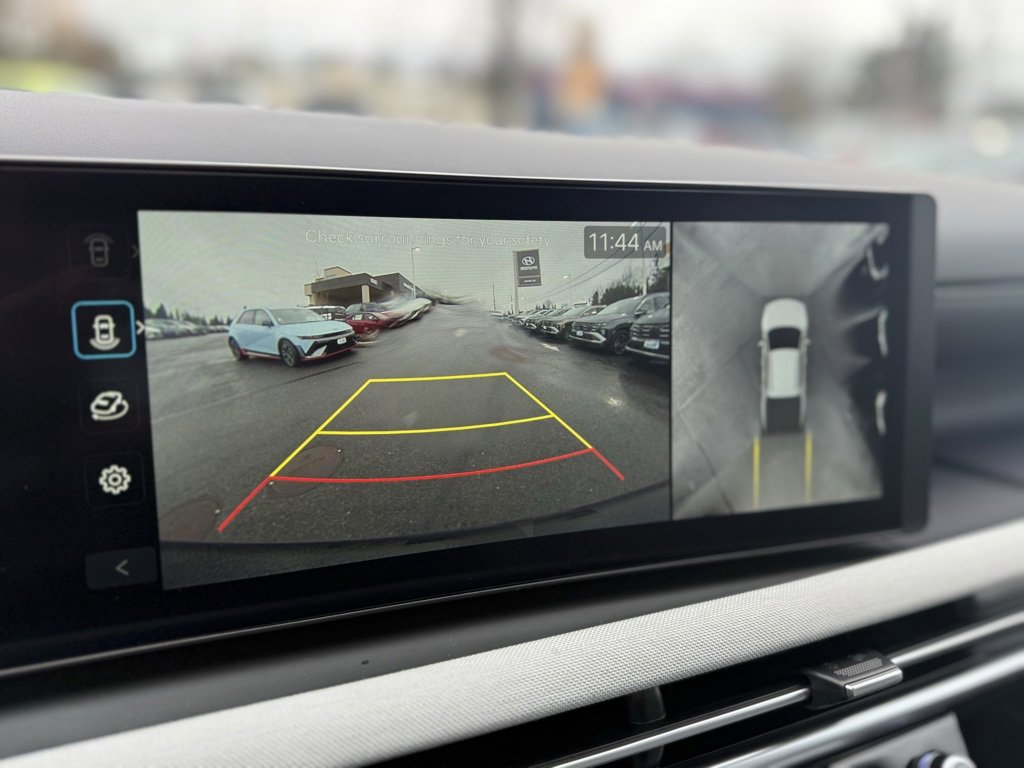 Certified 2025 Hyundai Santa Cruz Limited image 20