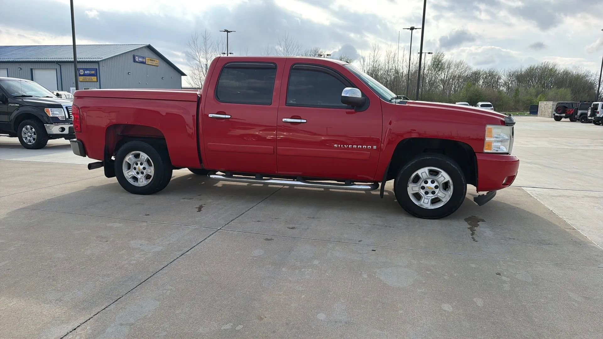 Used 2008 Chevrolet Silverado 1500 LT w/ Towing Package image 29